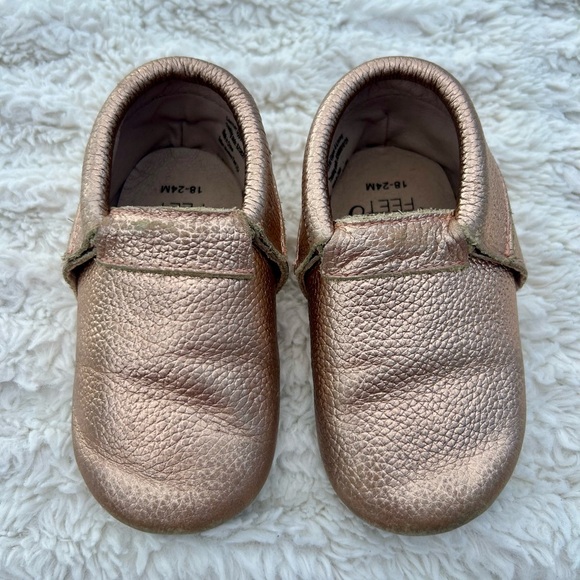 Monkey Feet Rose Gold Moccasins - Picture 1 of 9